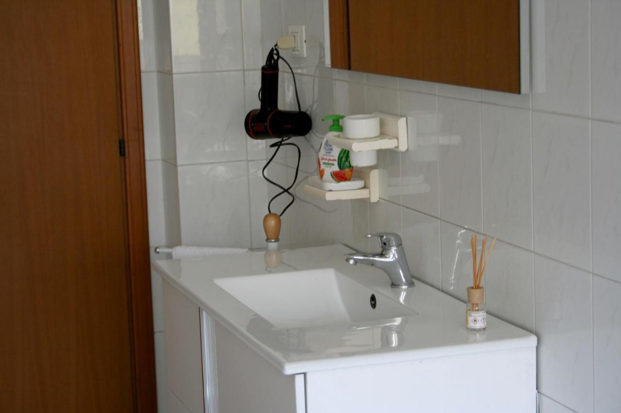 2 Bedrooms Appartement At Pescara 300 M Away From The Beach With Balcony And Wifi Exterior foto