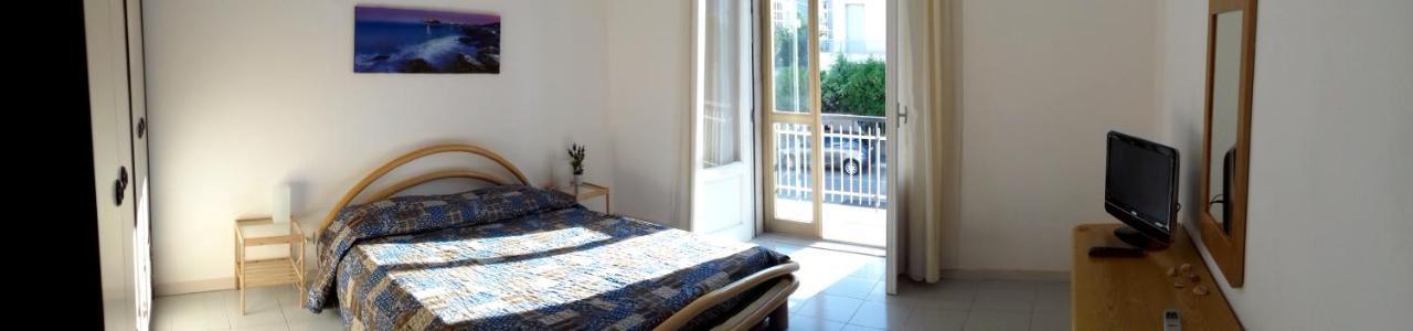 2 Bedrooms Appartement At Pescara 300 M Away From The Beach With Balcony And Wifi Exterior foto