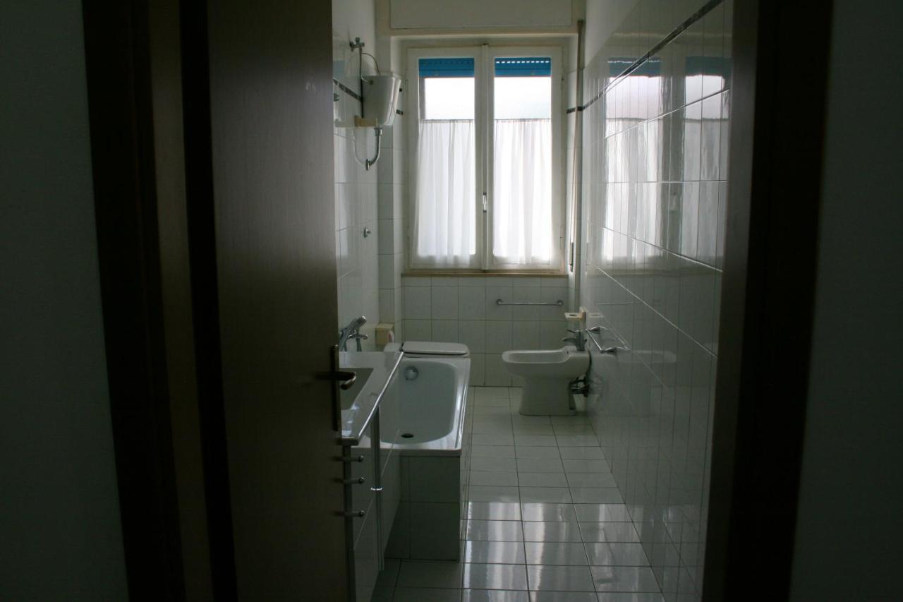 2 Bedrooms Appartement At Pescara 300 M Away From The Beach With Balcony And Wifi Exterior foto