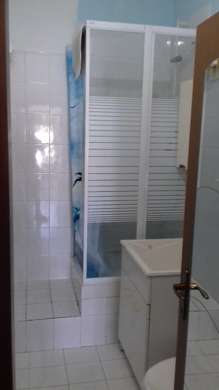 2 Bedrooms Appartement At Pescara 300 M Away From The Beach With Balcony And Wifi Exterior foto