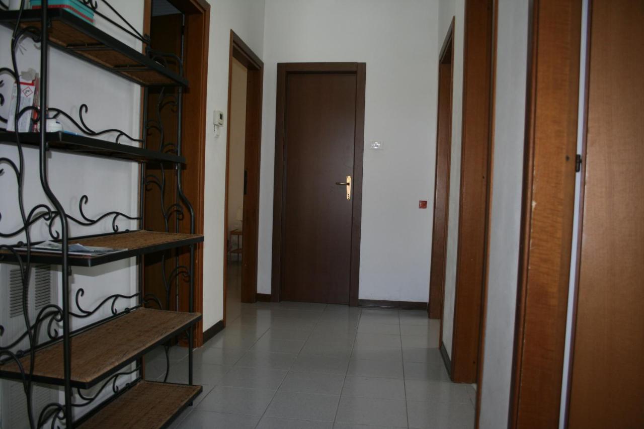 2 Bedrooms Appartement At Pescara 300 M Away From The Beach With Balcony And Wifi Exterior foto